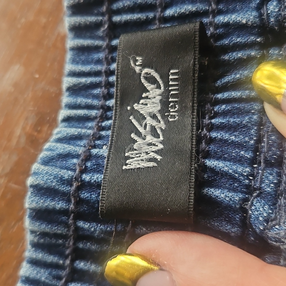 Denim Drawstring Women’s Shorts - Blue Jean - Picture 3 of 9